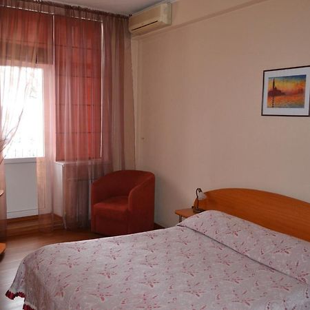 Apartments On Negruzzi 6/2 基希讷乌 外观 照片
